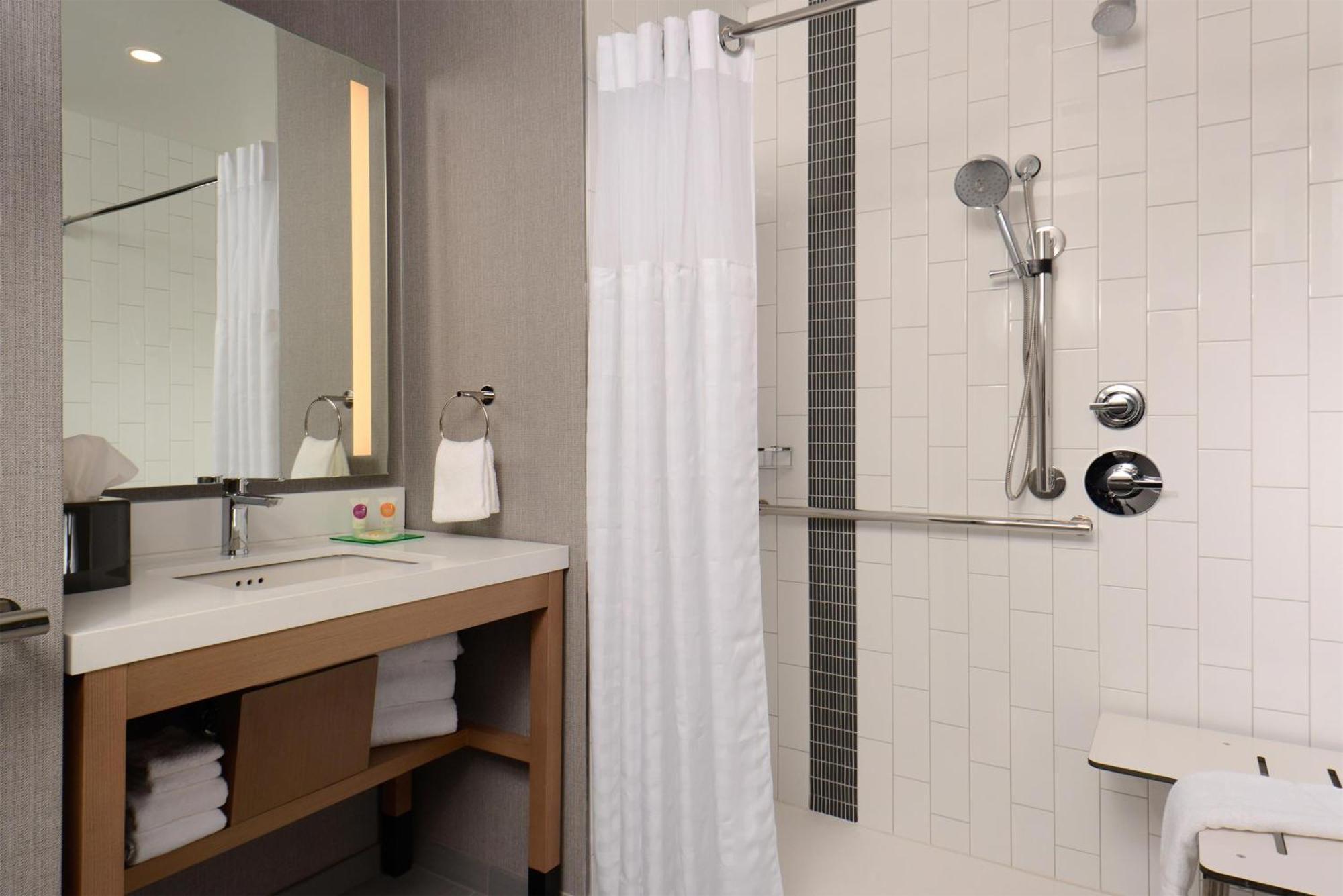 Hyatt Place Pena Station/Denver Airport Εξωτερικό φωτογραφία